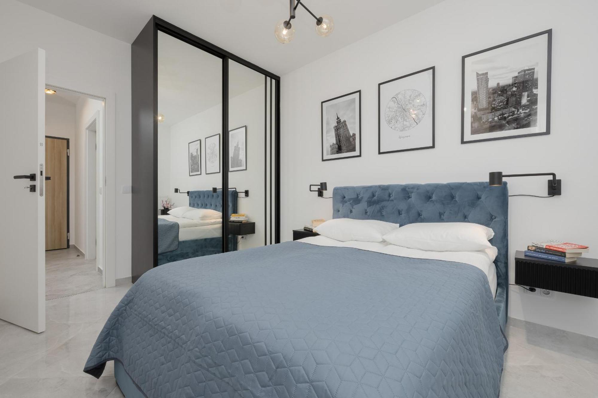 Apartment With Balcony & Parking In Warsaw By Noclegi Renters Exteriör bild